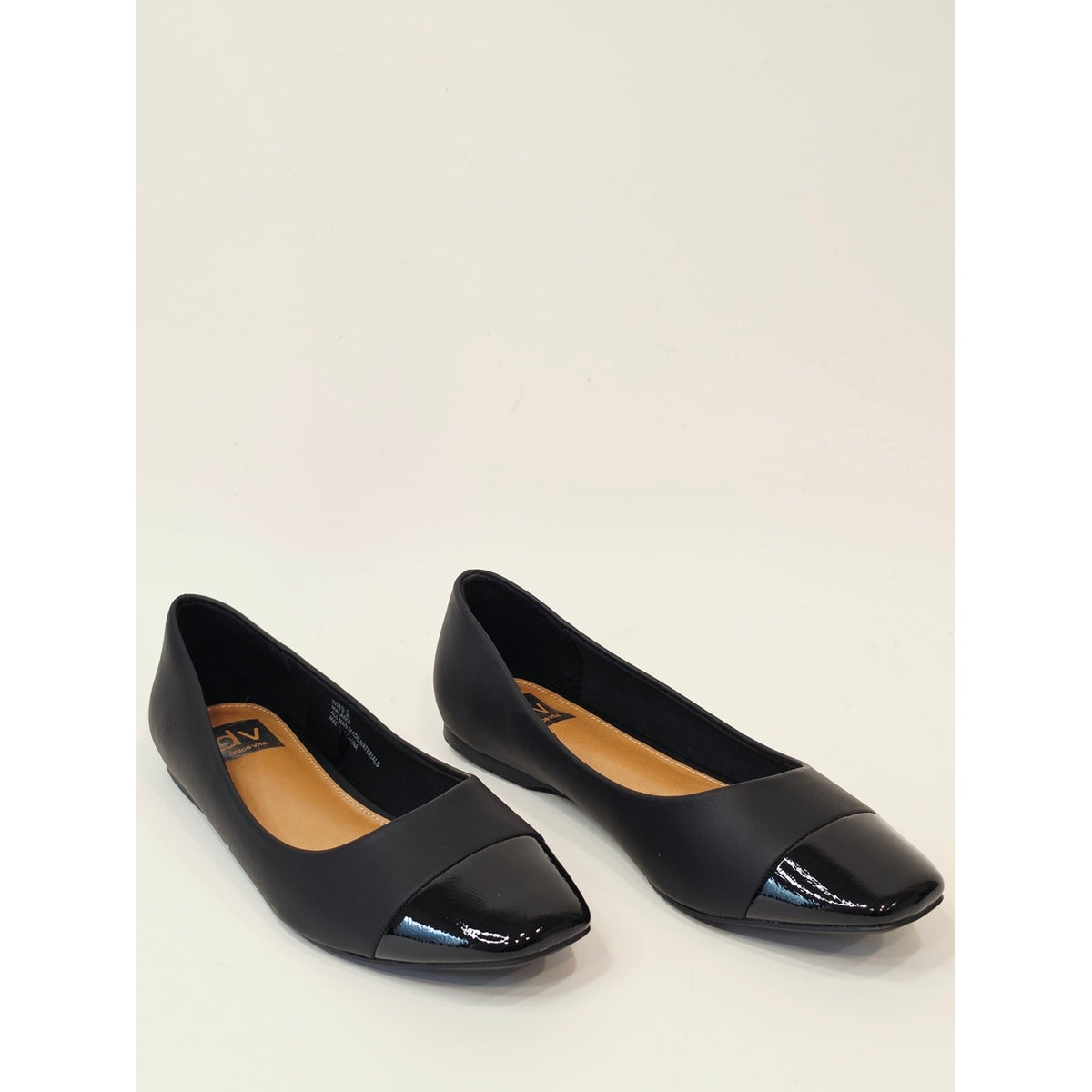 DV by Dolce Vita Melanie Women’s Black Toe Cap Ballet Flats – Size 9