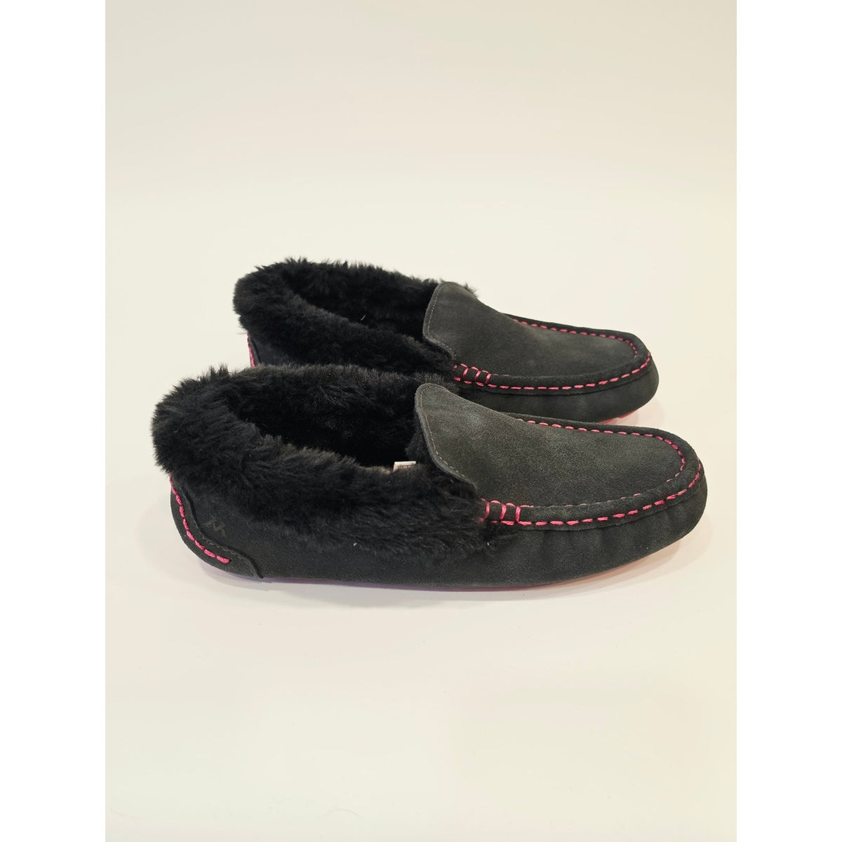 Mykos Aussie Moc Women's Black Faux-Suede Moccasin with Pink Stitching