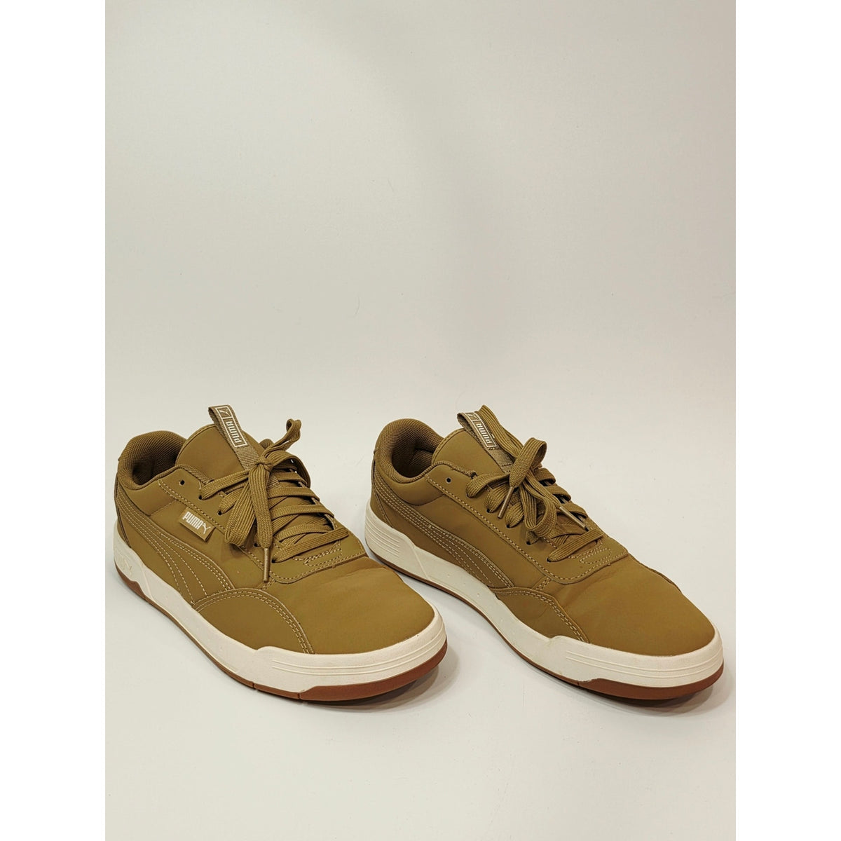 PUMA Mens Skate Buck Sneakers