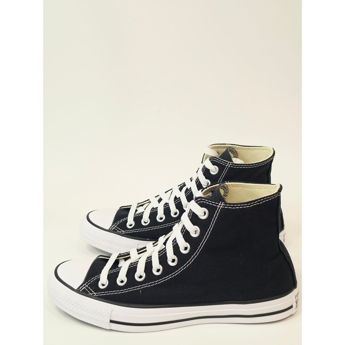 Converse Chuck Taylor All Star Hi Black High Top Sneakers – Women 8.5 Men 6.5