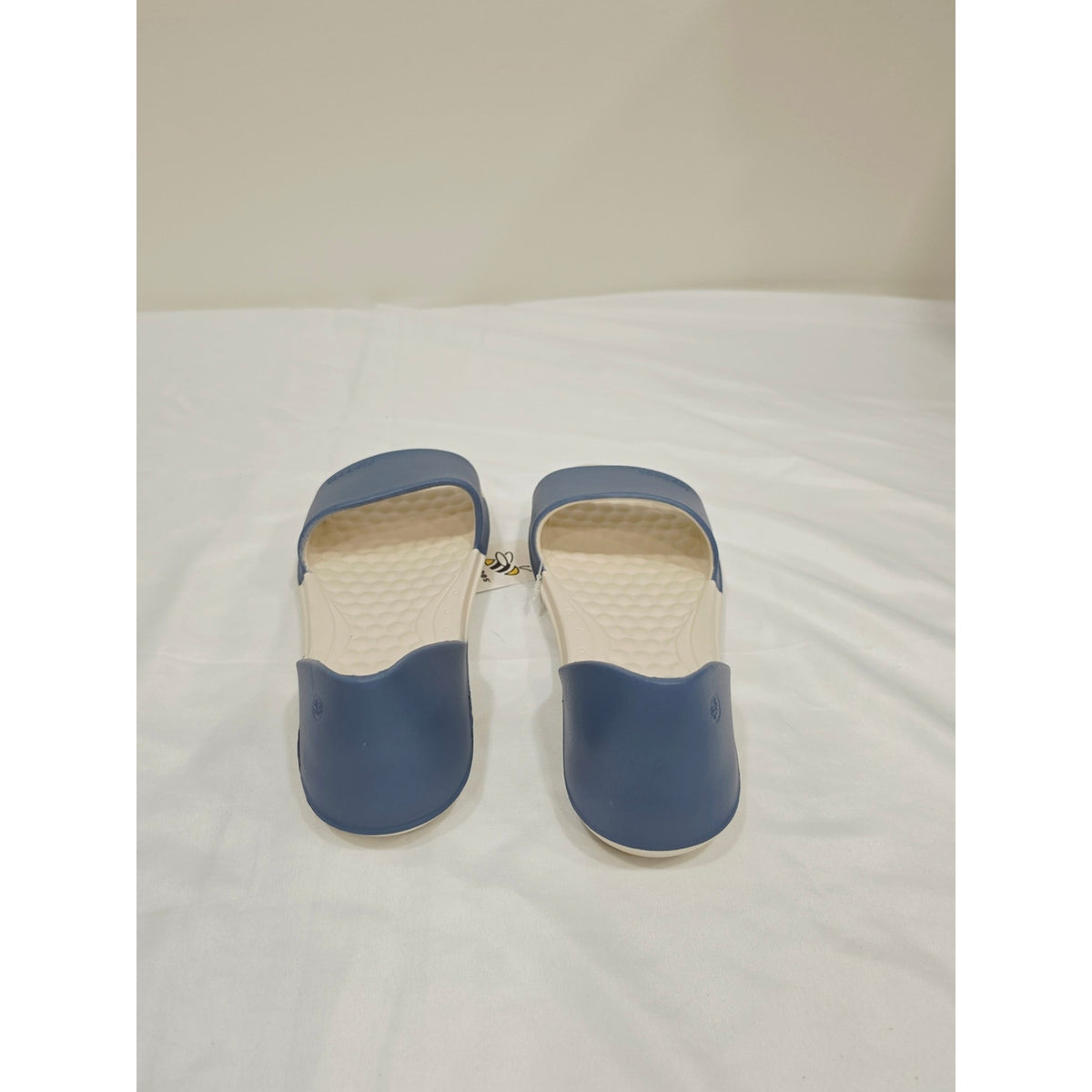 Joybees Women's Friday Flats in Dusty Blue/Bone feature a comfortable EVA foam
