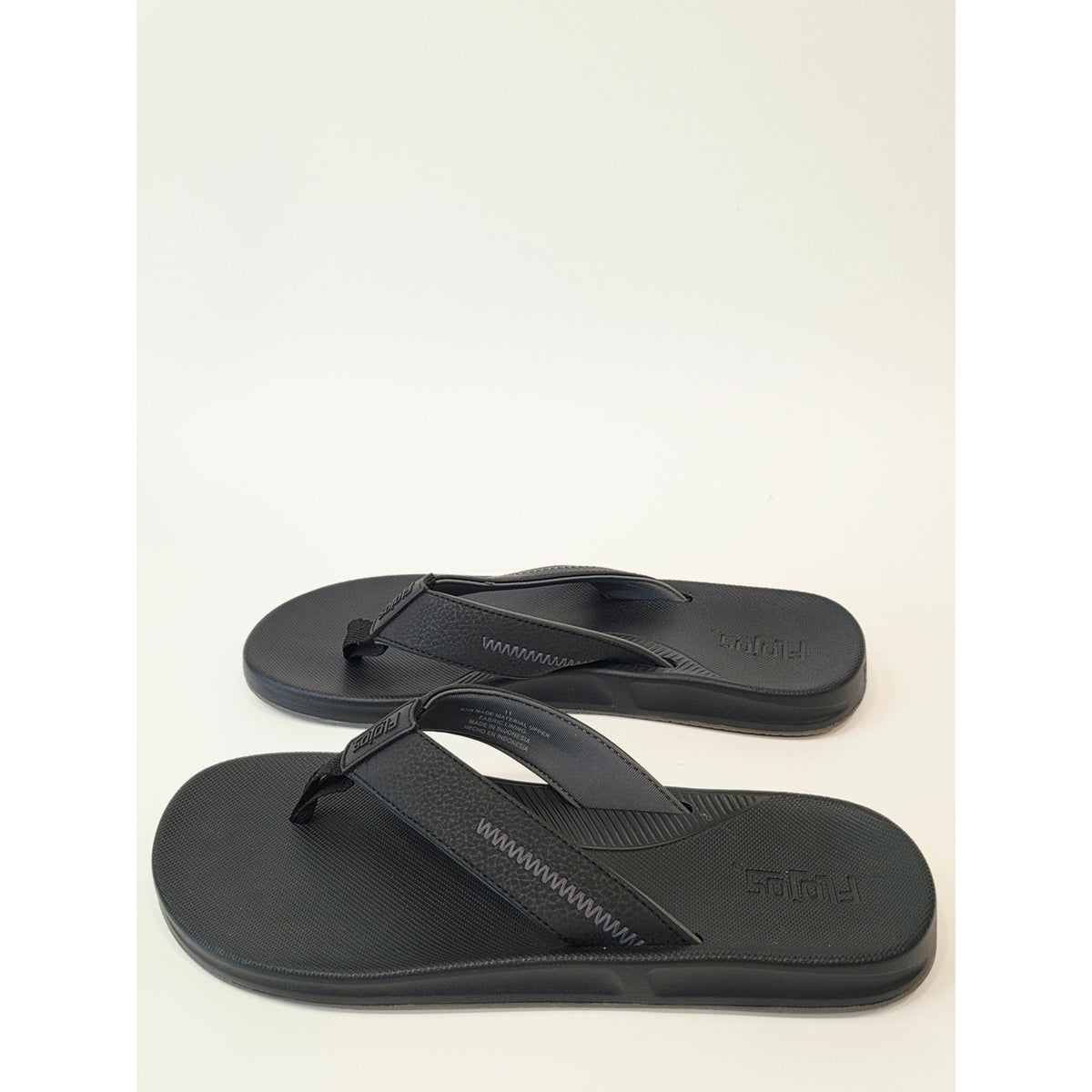 Flojos Black Men's Flip-Flop Sandals - Simple Thong Slides