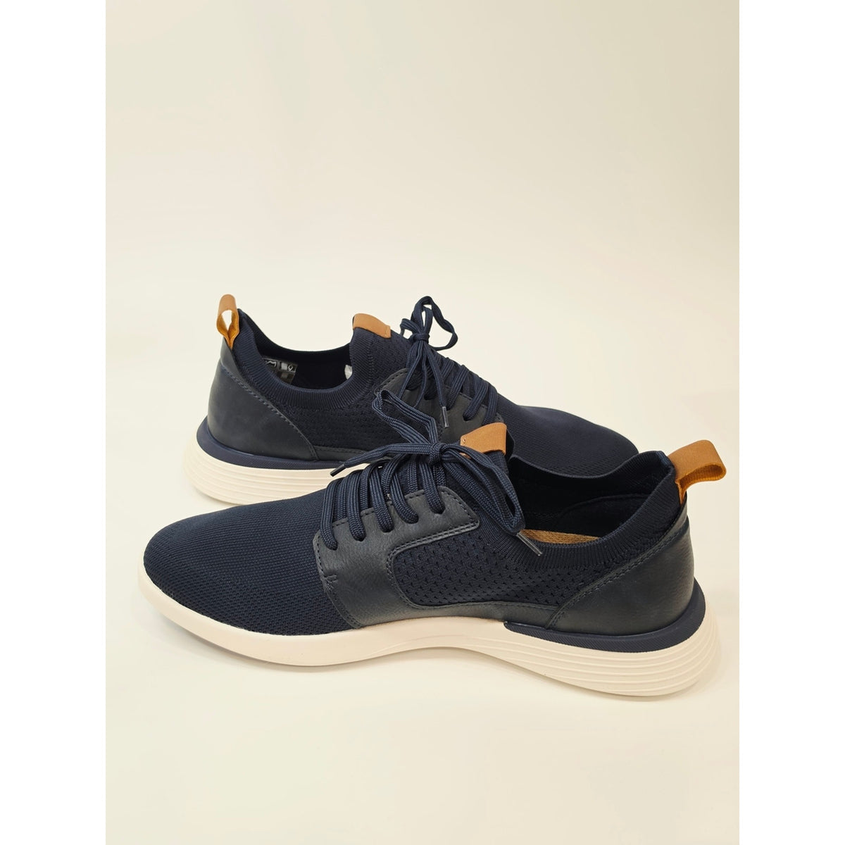 Izod Bannister Navy and Tan Low-Top Knit Lace-Up Sneakers
