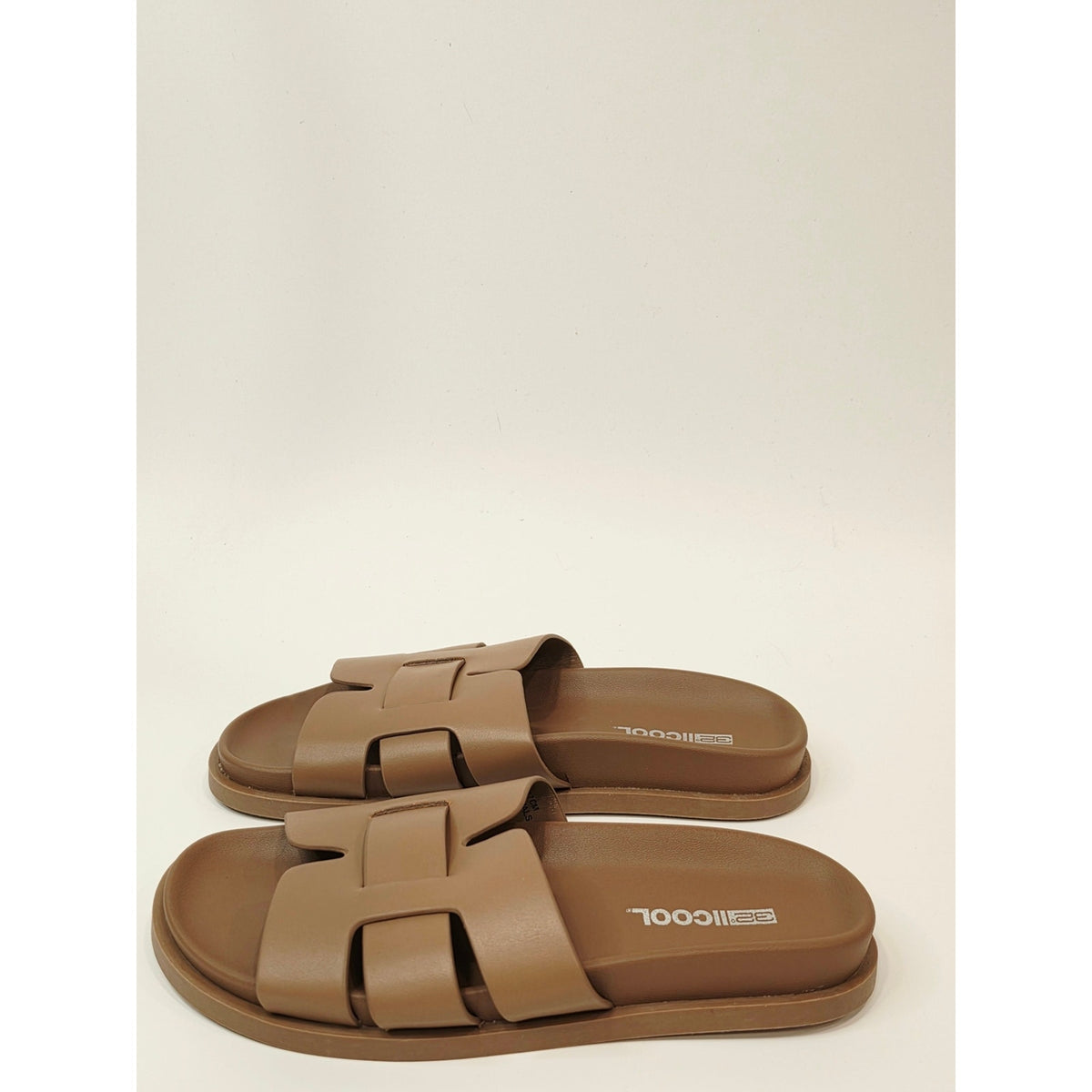 32 Degrees Cool H-Band Sandals Women’s Tan Cushioned Slide Sandals – Size 9