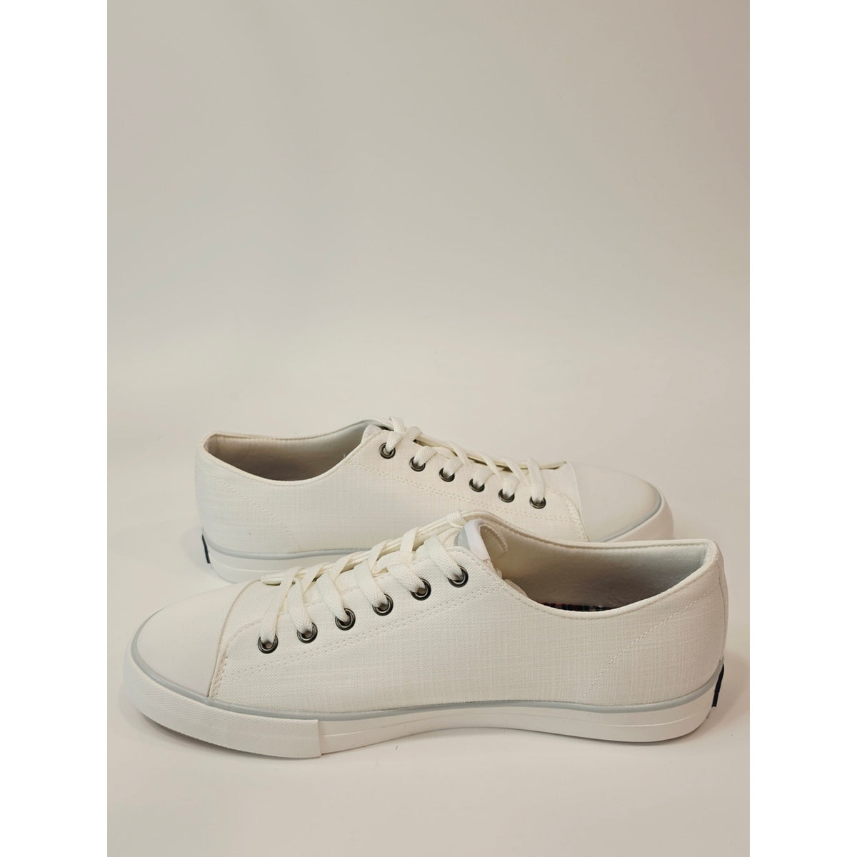 Ben Sherman Dorset Lo Men’s White Canvas Sneakers – Size 10
