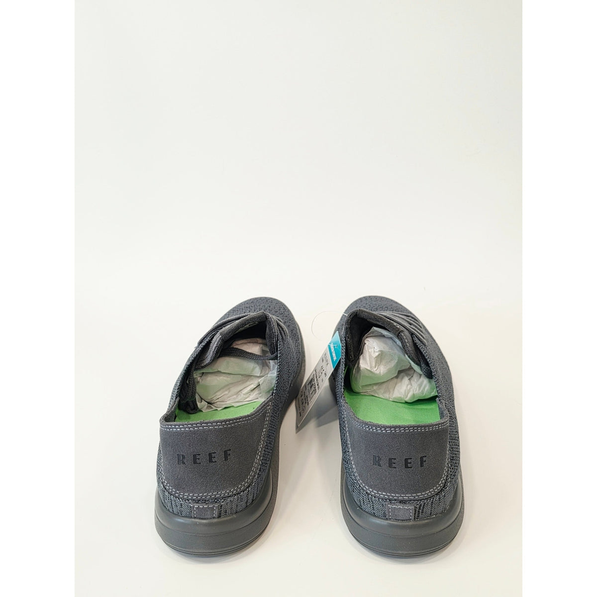 Reef Men's Swellsole Neptune Raven Dark Gray Knit Sneakers with Green Insole