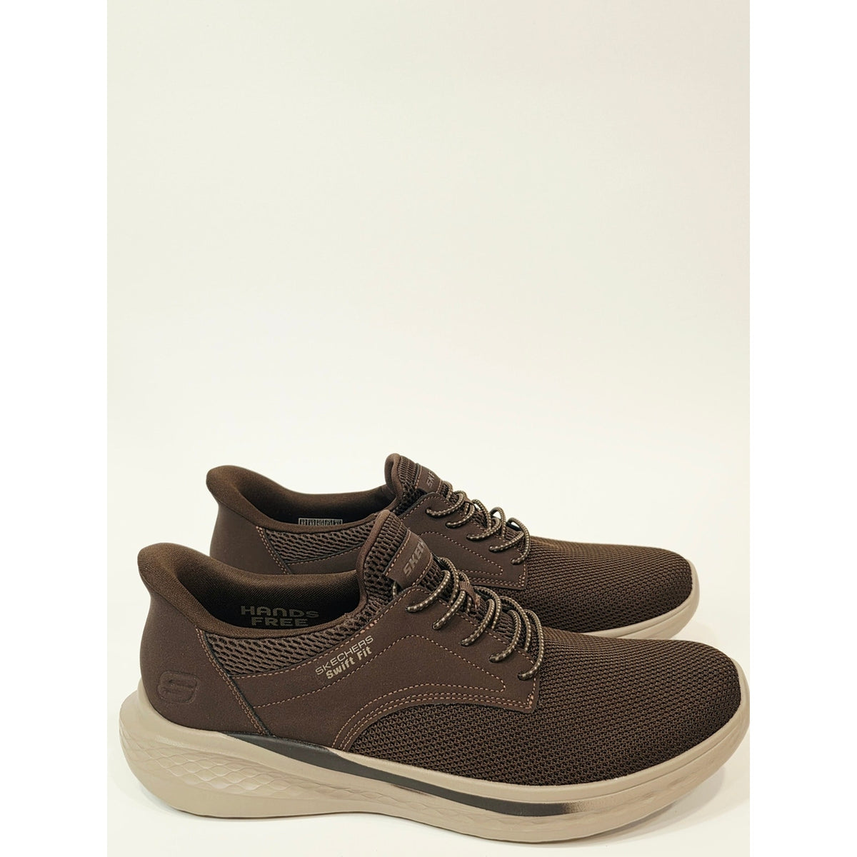 Skechers Men's Hands-Free Swift Fit Sneaker Brown