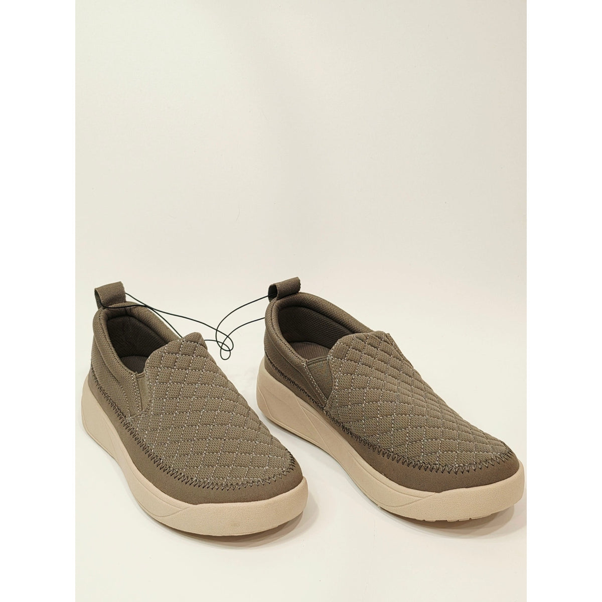 Staheekhum Quilted Slip-On Loafers for Women In Olive
