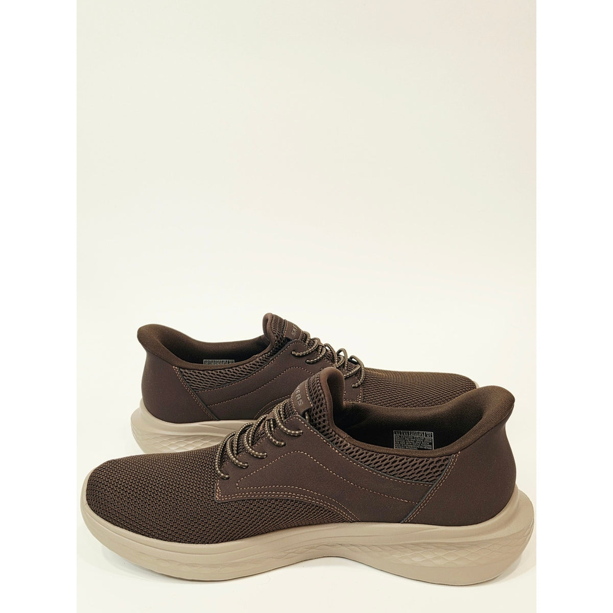 Skechers Men's Hands-Free Swift Fit Sneaker Brown
