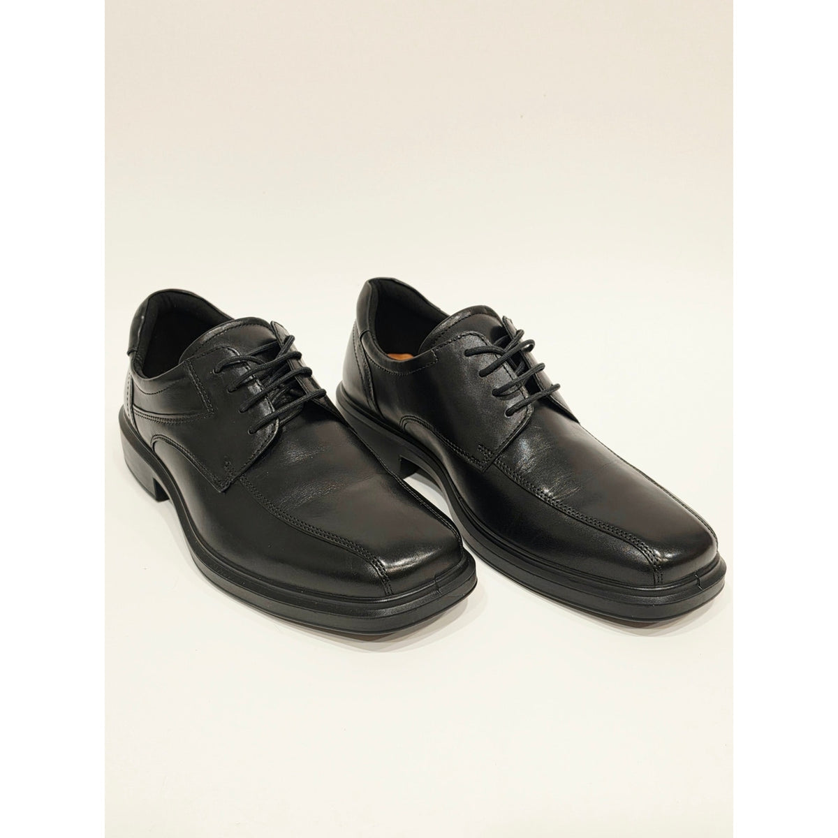 Ecco Helsinki 2 Derby Black Leather Men's Derby Dress Shoes