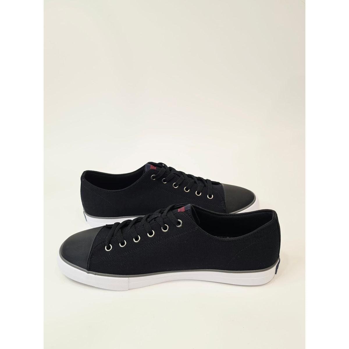 Ben Sherman Dorset Lo Men’s Black Canvas Sneakers – Size 11