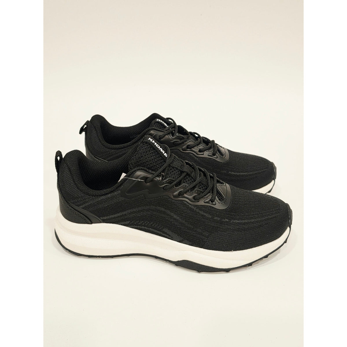 Khombu Patan Black and White Women's Sneakers
