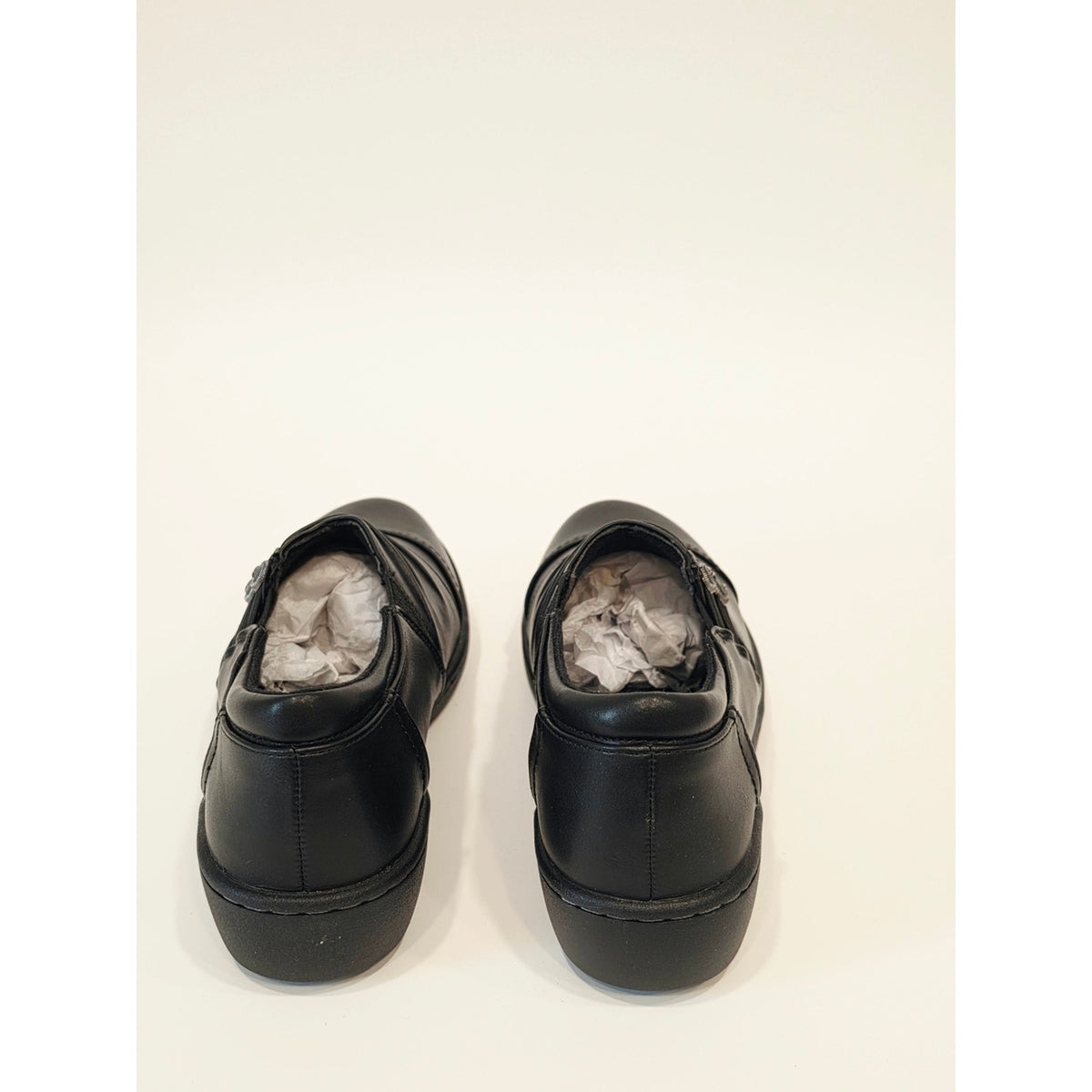 Eastland Sylvan Black Slip-On Padded Leather Loafers