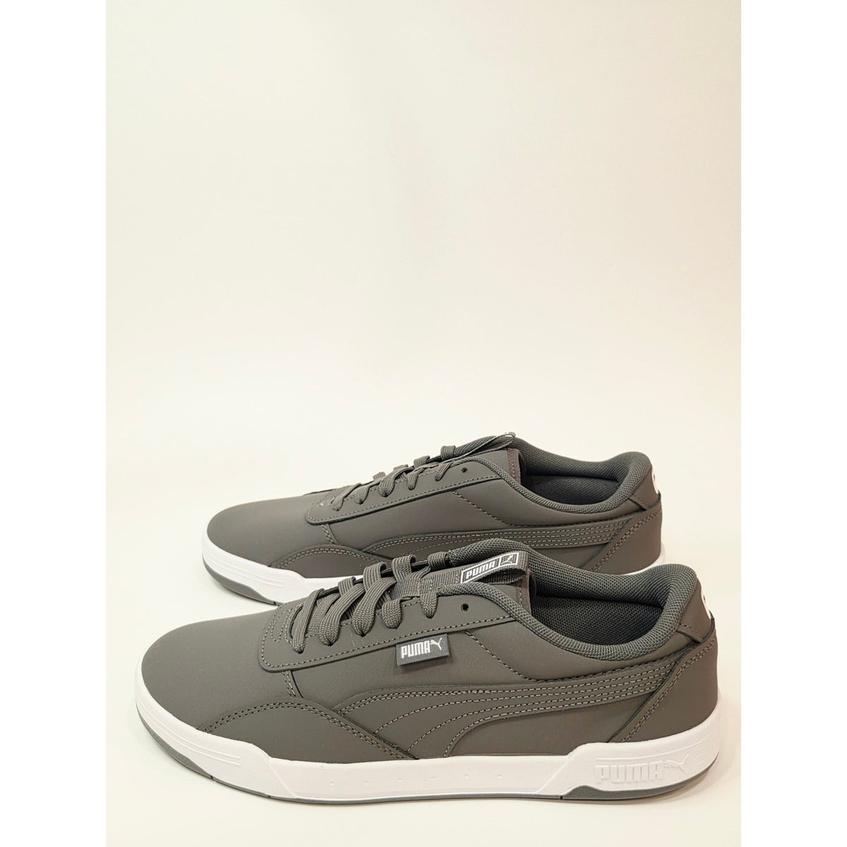 PUMA Men's Skate Sneaker Gray Low-Top Casual Sneakers