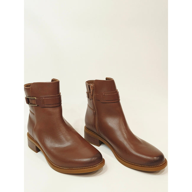 Clarks Collection Maye Bella Womens Tan Leather Ankle Boots Size 11