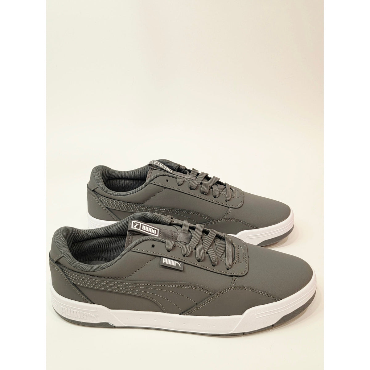 PUMA Men's Skate Sneaker Gray Low-Top Casual Sneakers