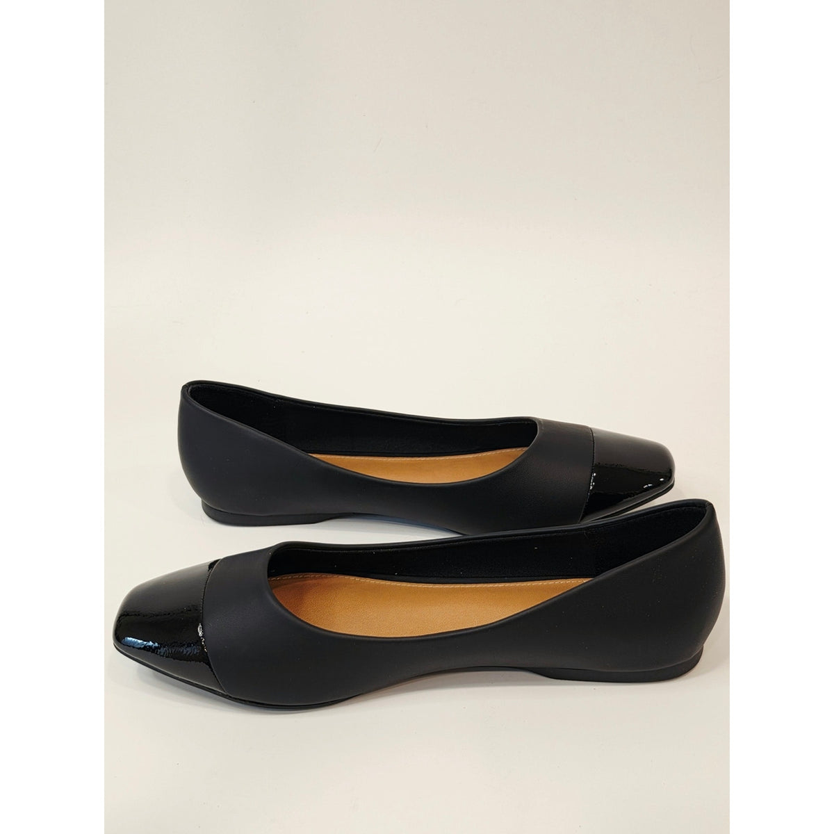 DV by Dolce Vita Melanie Women’s Black Toe Cap Ballet Flats – Size 9
