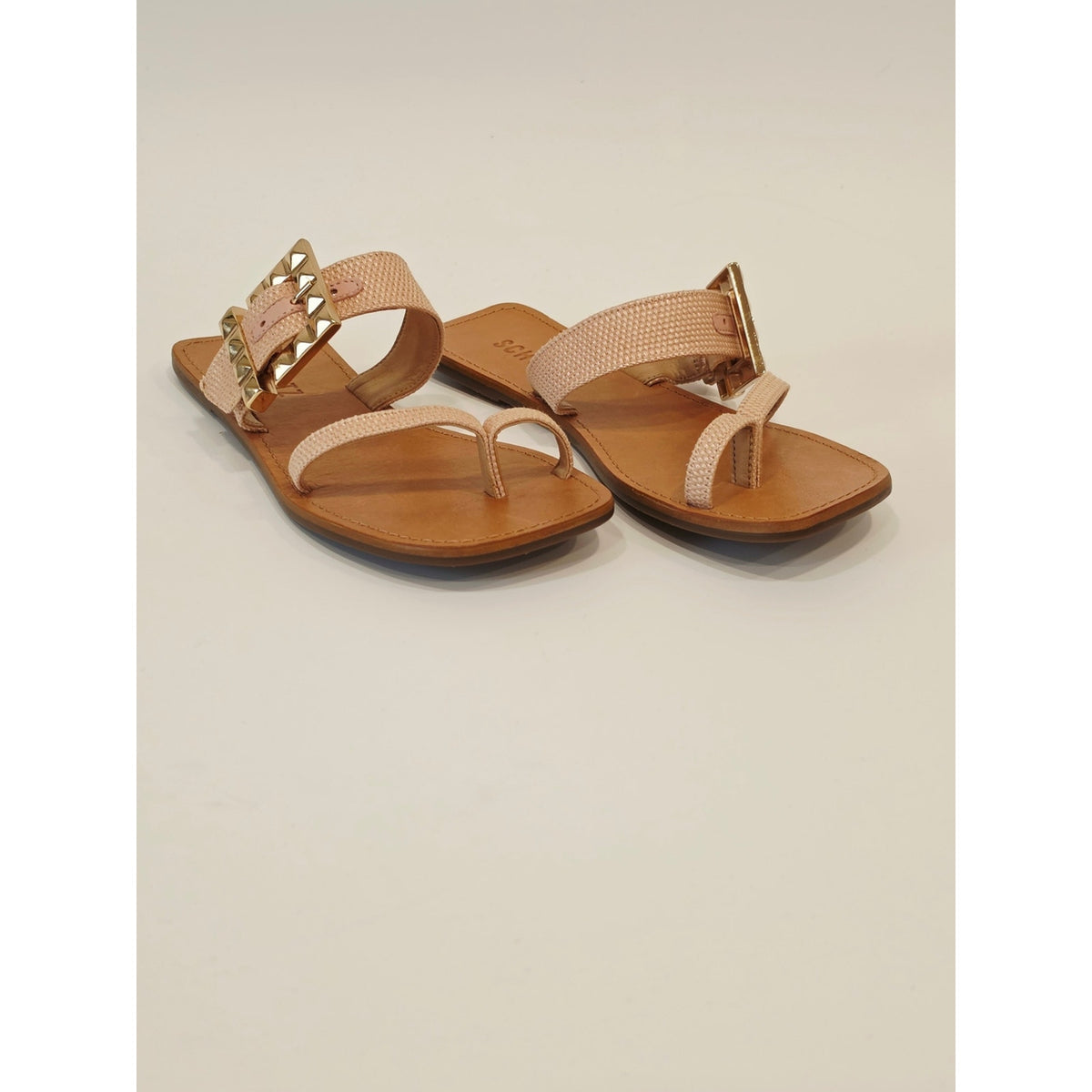 SCHUTZ Malie Flat Pink Textured Toe-Loop Sandals