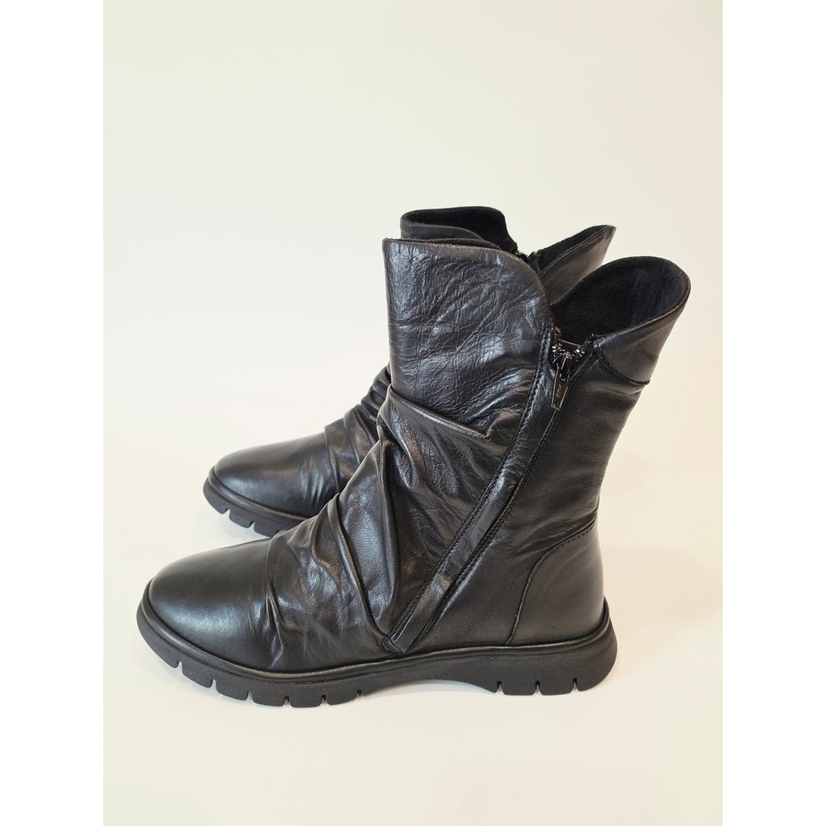 Miz Mooz Delena Black Slouchy Ruched Boots