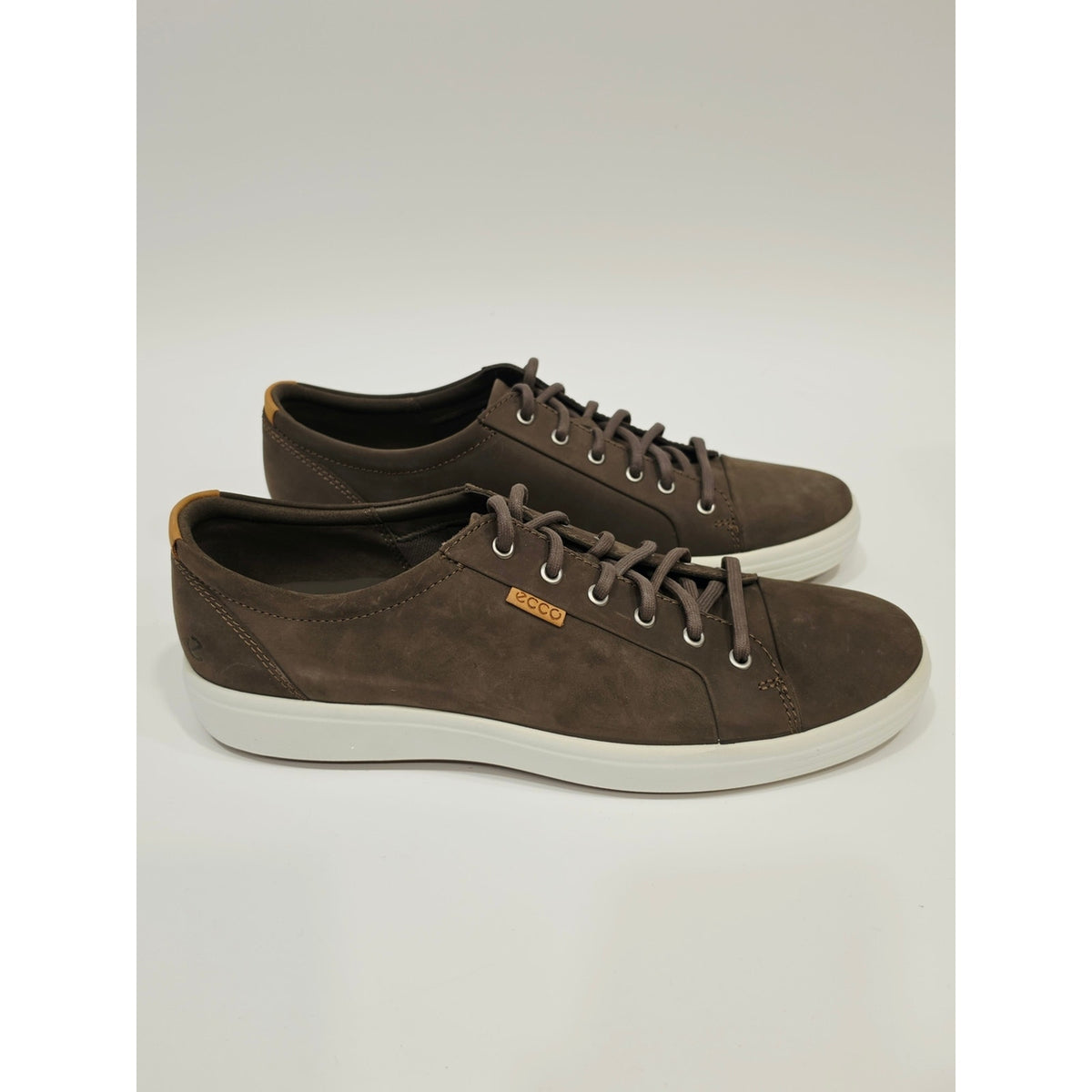 Ecco Soft 7 Men's Low-Top Sneakers in Dark Brown
