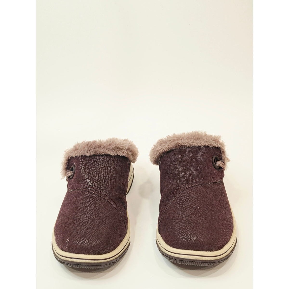 Clarks Cloudsteppers Breeze Myth Merlot Faux Fur Clogs US 7.5 Wide