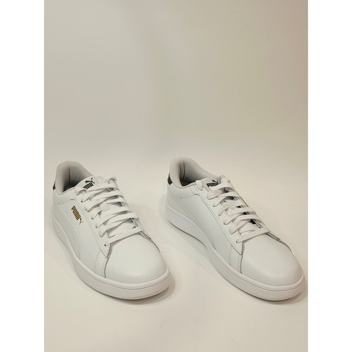 Puma Men’s Ace Court Classic Whitewith Olive Green Accwnts Leather Sneakers