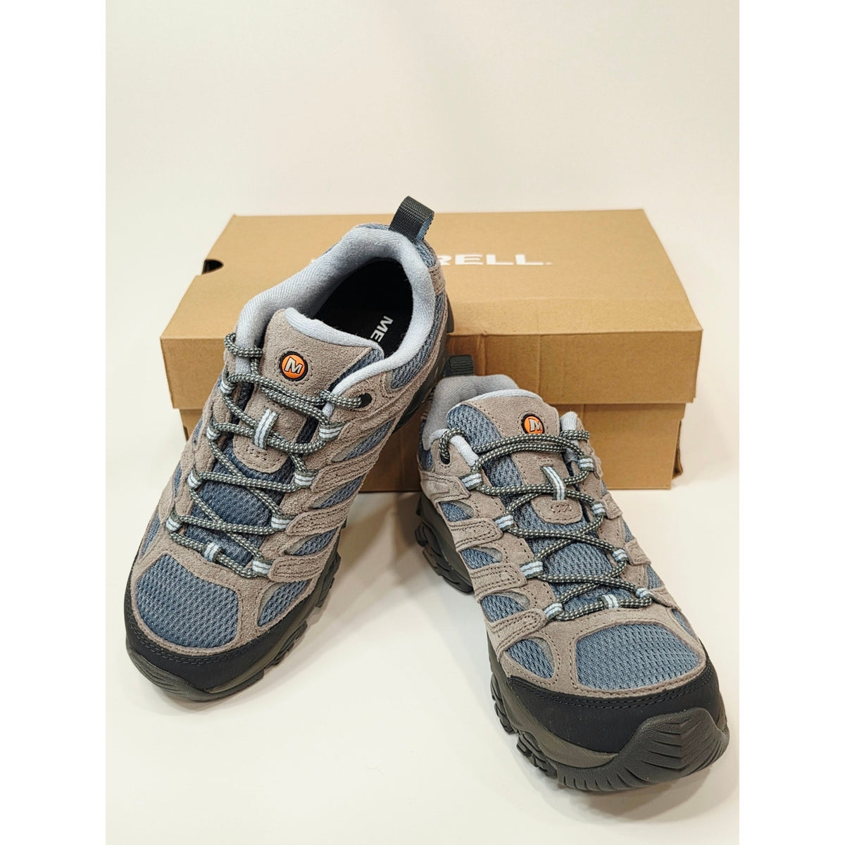 Merrell Womens Moab 3 Smoke Color  Hiking Shoes