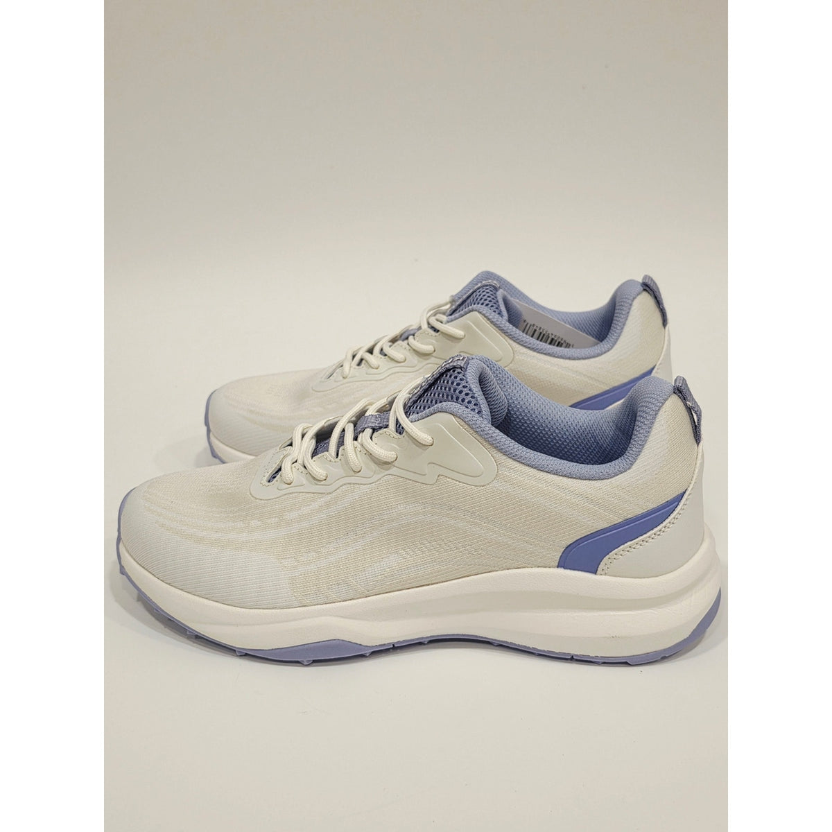 Khombu Women's Patan Off White and Lavender Sneakers