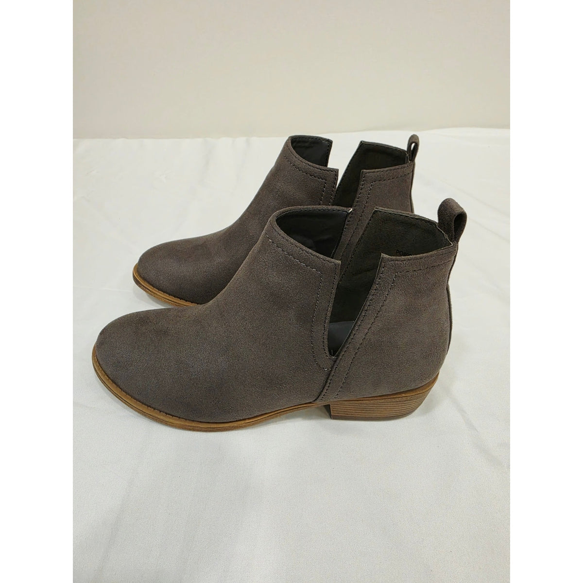 Journee Collection Rimi Gray Suede Chelsea Ankle Booties with Tan Stacked Heel