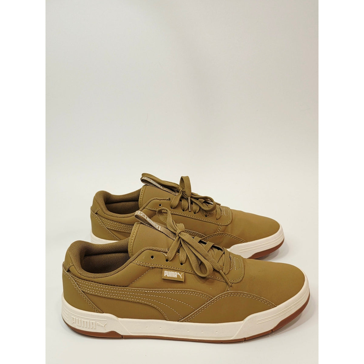 PUMA Mens Skate Buck Sneakers