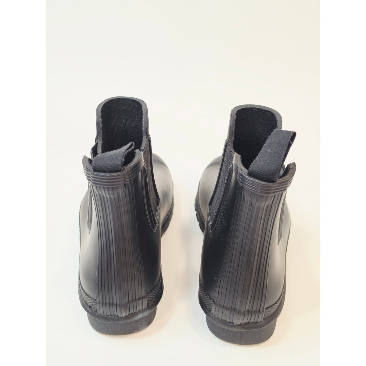Hunter Black Chelsea Short Rain Boots