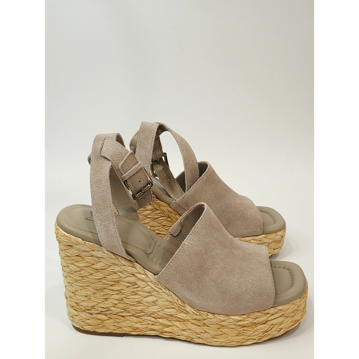 Marc Fisher Nelly Espadrille Wedge Sandals Natural Suade Women's Size 10