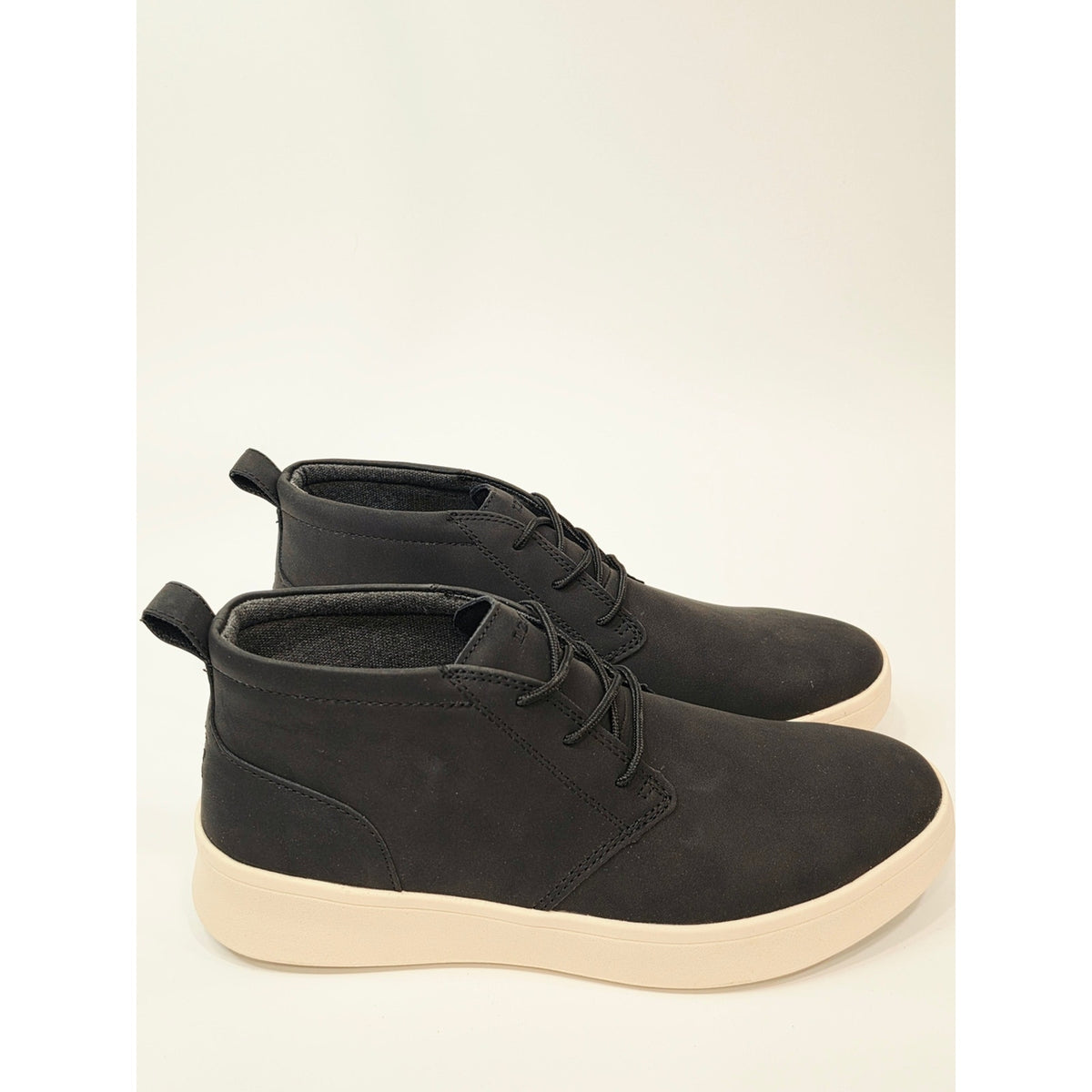 Izod Palmer Black Men's Lace-Up Sneaker with Cream Sole